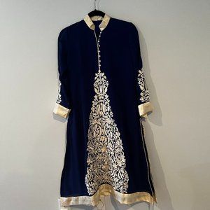 Indian tradition suit , kameez set , in Royal Blue, size 40